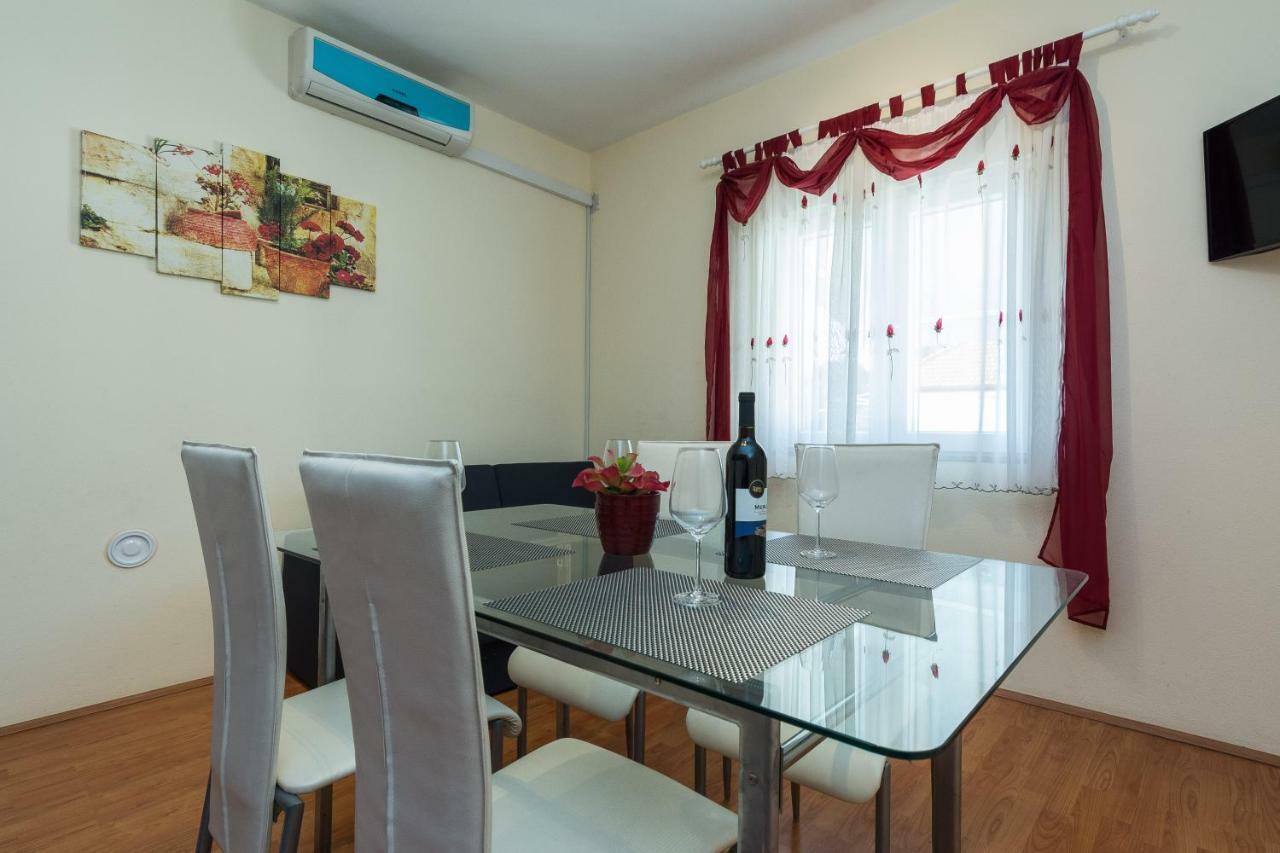 Apartman Mladenka Sukošan 외부 사진