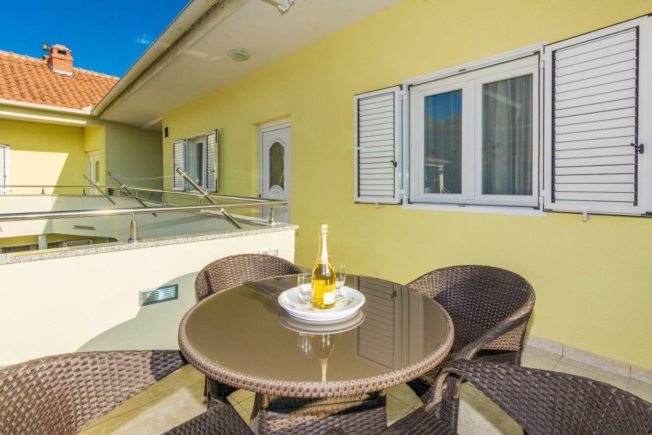 Apartman Mladenka Sukošan 외부 사진